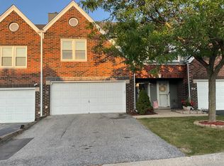 768 Kenmare Pkwy, Crown Point, IN 46307