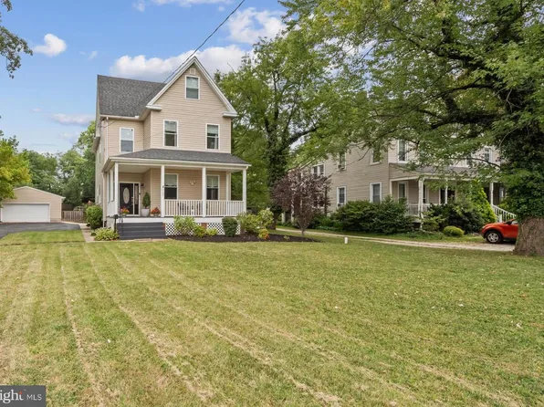 127 Bloomsbury Ave, Baltimore, MD 21228