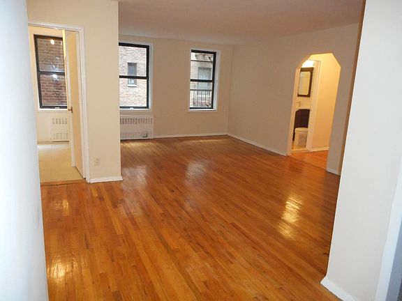 4th image of 20 W Hartsdale Ave
