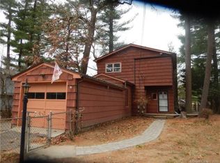 107 Cottage Rd, Enfield, CT 06082