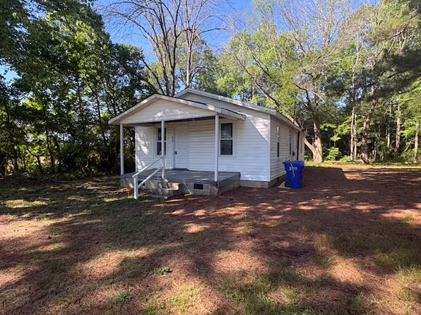 6367 Leafwood Rd, Suffolk, VA 23437