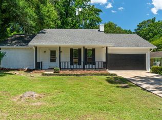 205 Sunset Dr, Petal, MS 39465