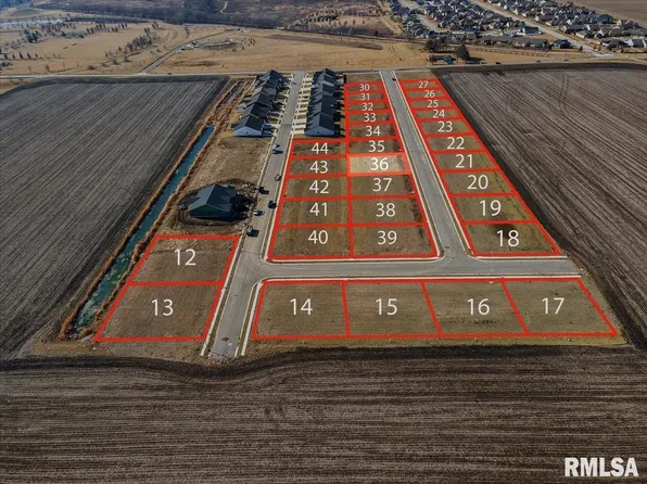 5304 Jade Ln, Springfield, IL 62711