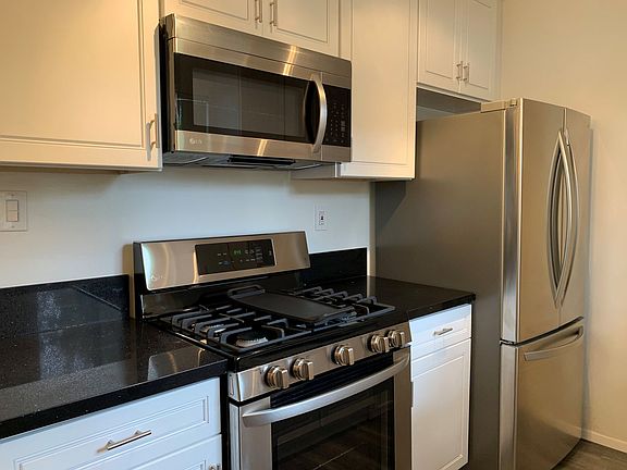 3rd image of 1208 Broadway APT 1