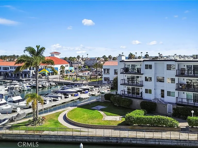 2872 Coast Cir #104 — Photo 28