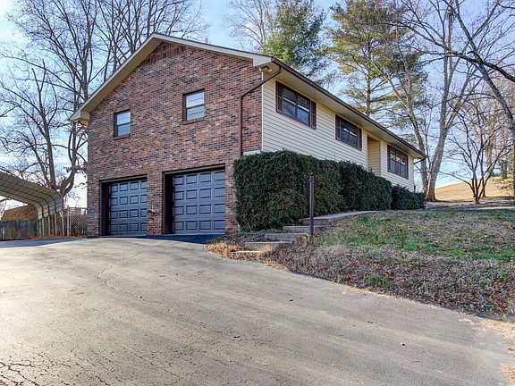 2nd image of 231 Woodland Dr