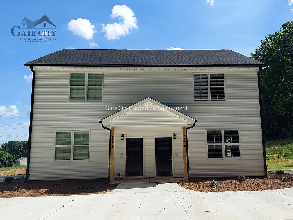 1st image of 542 Wallburg High Point Rd #B
