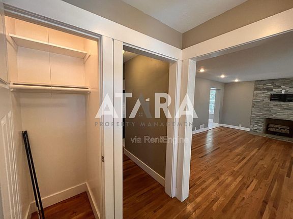 5th image of 2362 E Bryan Ave