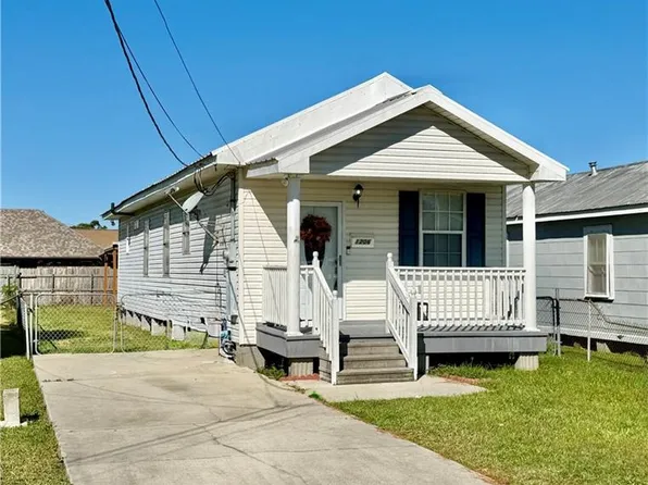 1206 Avenue A, Westwego, LA 70094