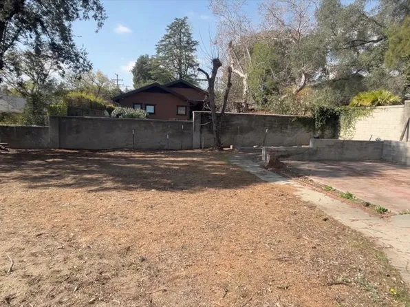 435 N Lima St, Sierra Madre, CA 91024