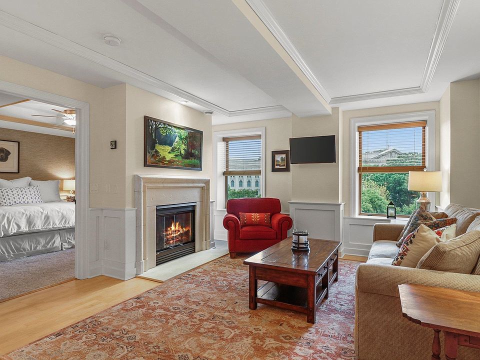 1st image of 123 W Washington Ave Unit 510