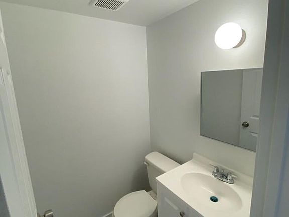 5th image of 3705 Delor St #1F