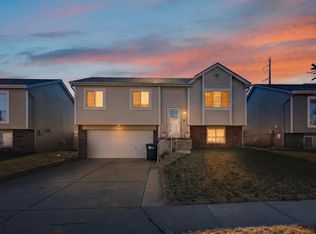 11803 Bauman Ave, Omaha, NE 68164