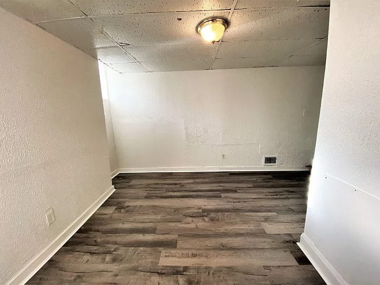 Friendship - Apartments for Rent in Pittsburgh — Photo 3