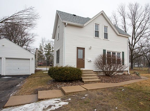 2nd image of 1514 Rainbow Dr