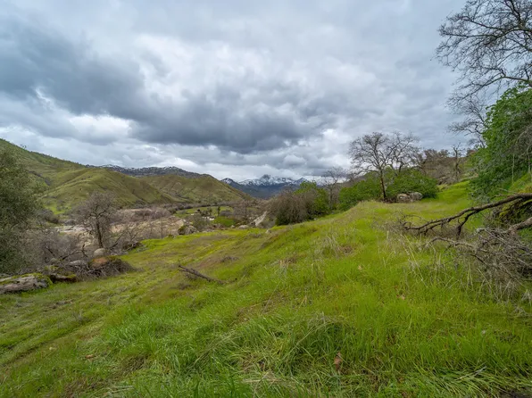 Pierce Drive, Three Rivers, CA 93271