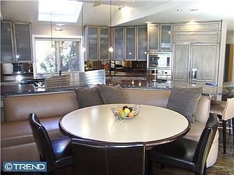 3rd image of 12 W Mozart Dr