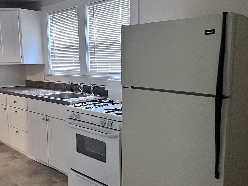 1st image of 7 Harvard St #C