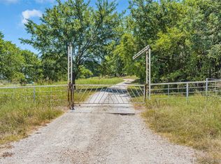 11129 E Colbert Rd, Davis, OK 73030