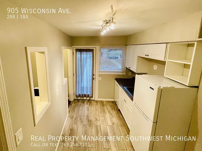 905 Wisconsin Ave — Photo 5