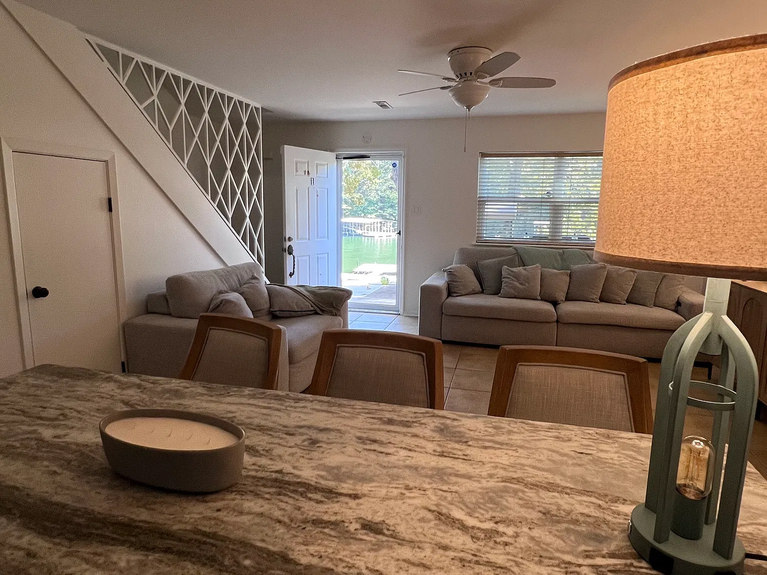2 bed, 1.5 bath, 1200 sqft, $1,800 — Photo 3