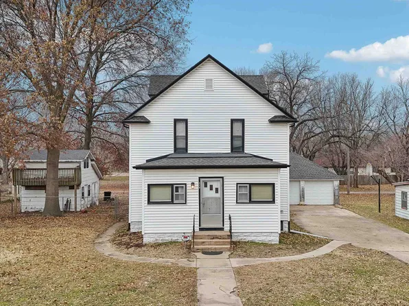 219 S Byers Ave, Clearwater, KS 67026