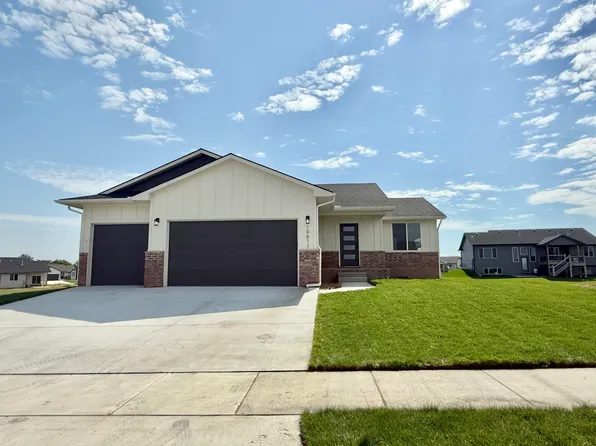 10611 E Bonita St, Wichita, KS 67207