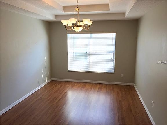 4th image of 126 Rockhill Dr