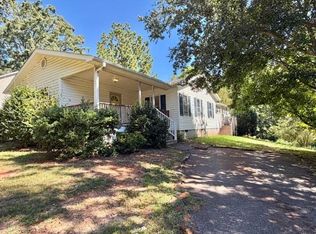 440 Cothran Creek Rd, Inman, SC 29349