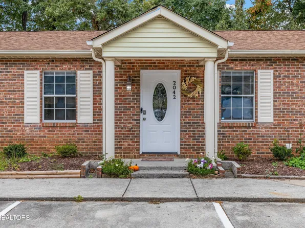 2042 Belle Terra Rd, Knoxville, TN 37923