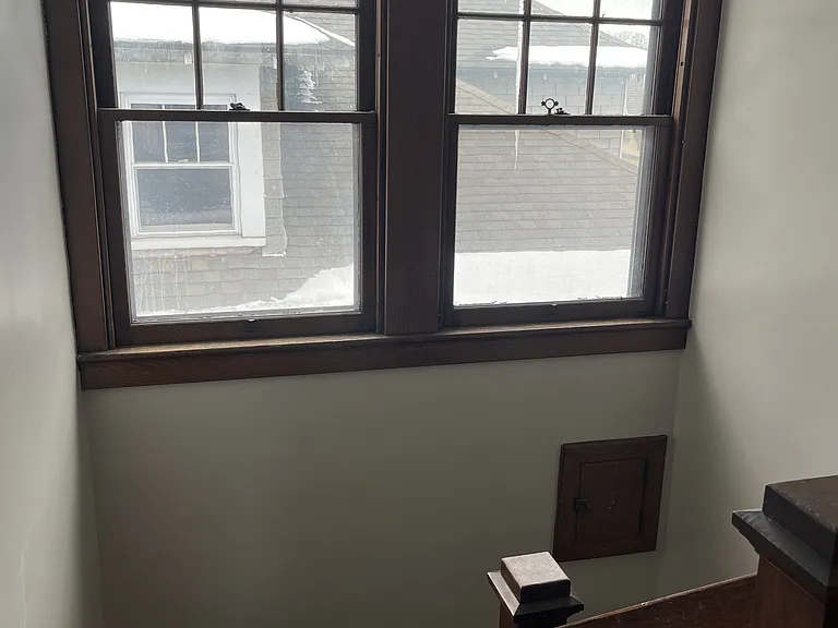 136 Westminster Ave #2 — Photo 16