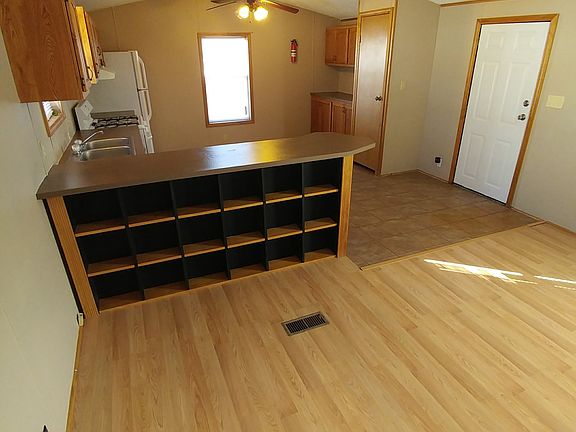 3rd image of 18 Saint George Dr