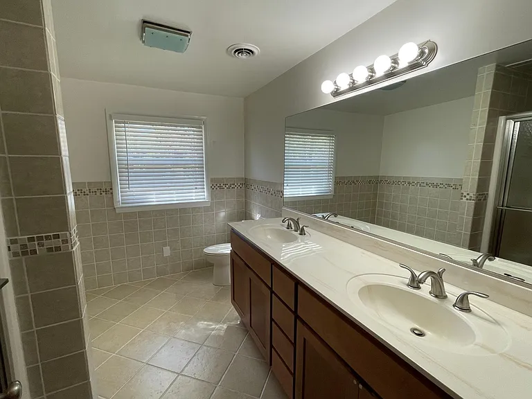 102 Caran Rd — Photo 35