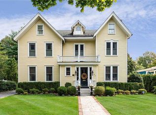 43 Hilton Ave, Garden City, NY 11530