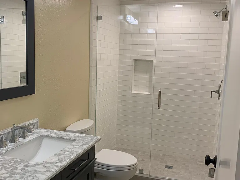 934 Michigan Ave #2 — Photo 5