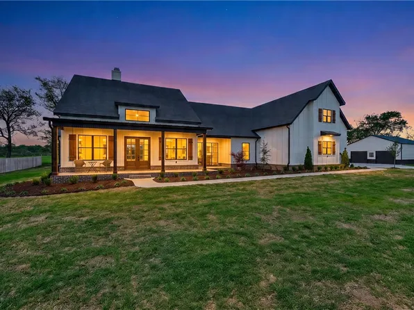 17649 Bryant Blvd, Springdale, AR 72764