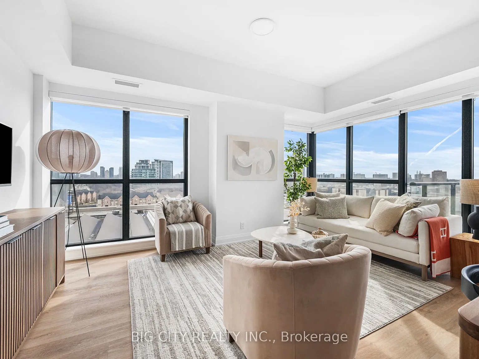 2 bed, $4,500 — Photo 3