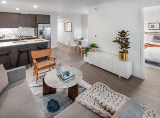 Sawbuck, Portland, OR 97205
