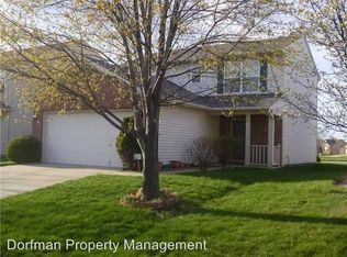 548 Rocky Meadow Dr, Greenwood, IN 46143