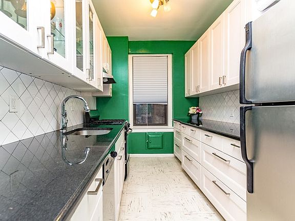 2nd image of 3656 Johnson Ave APT 3J
