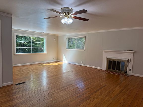3rd image of 14820 12th Ave NE #A