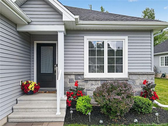 2nd image of 66 Delpech Ct