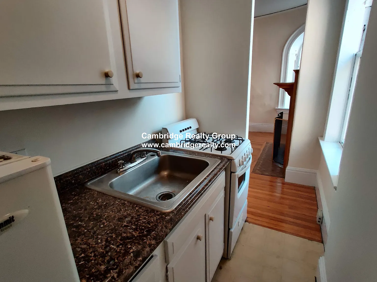 1 bed, 1.0 bath, $2,600 — Photo 3