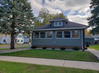 1432 Winnebago St, La Crosse, WI 54601