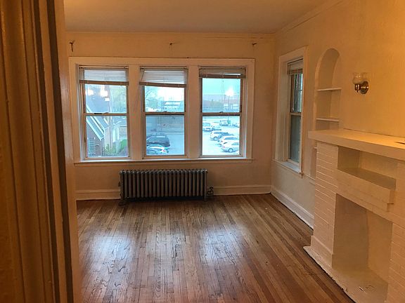 3rd image of 2103 S 51st Ct APT 2