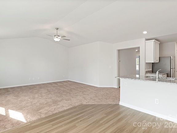 5th image of 535 Lamorak Pl