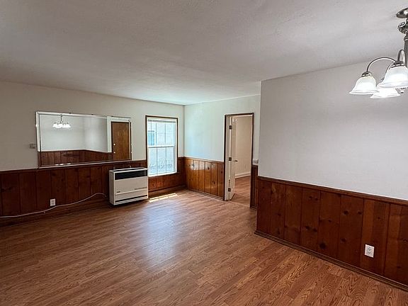 2nd image of 2636 E Wall St #1/2