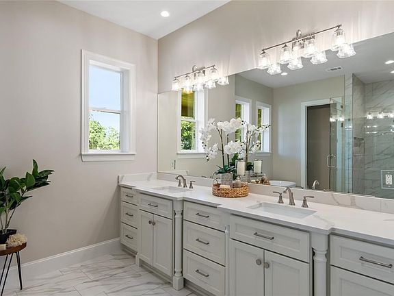 4th image of 115 Palo Blanco Dr
