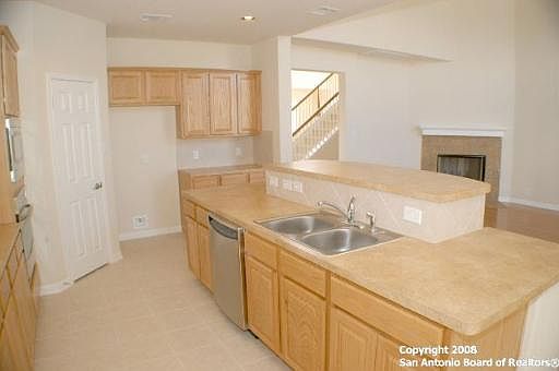 4th image of 21302 BEAVER BROOK