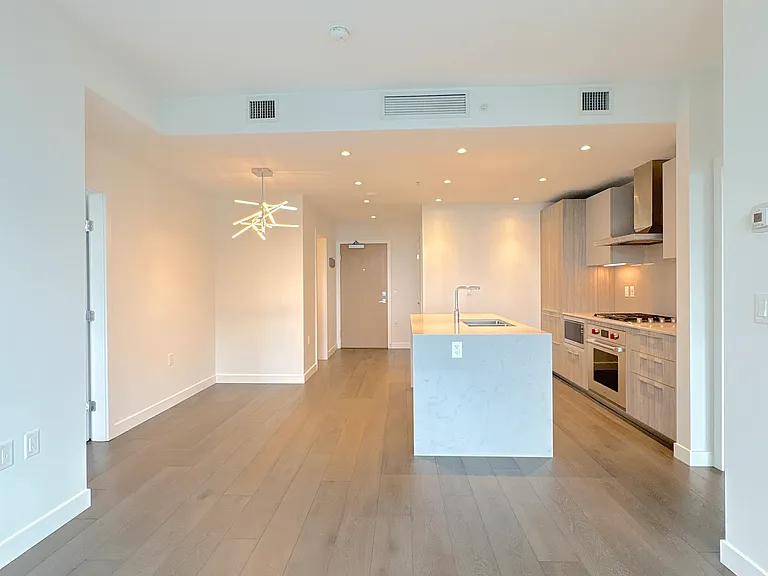 6699 Dunblane Ave #340X — Photo 8